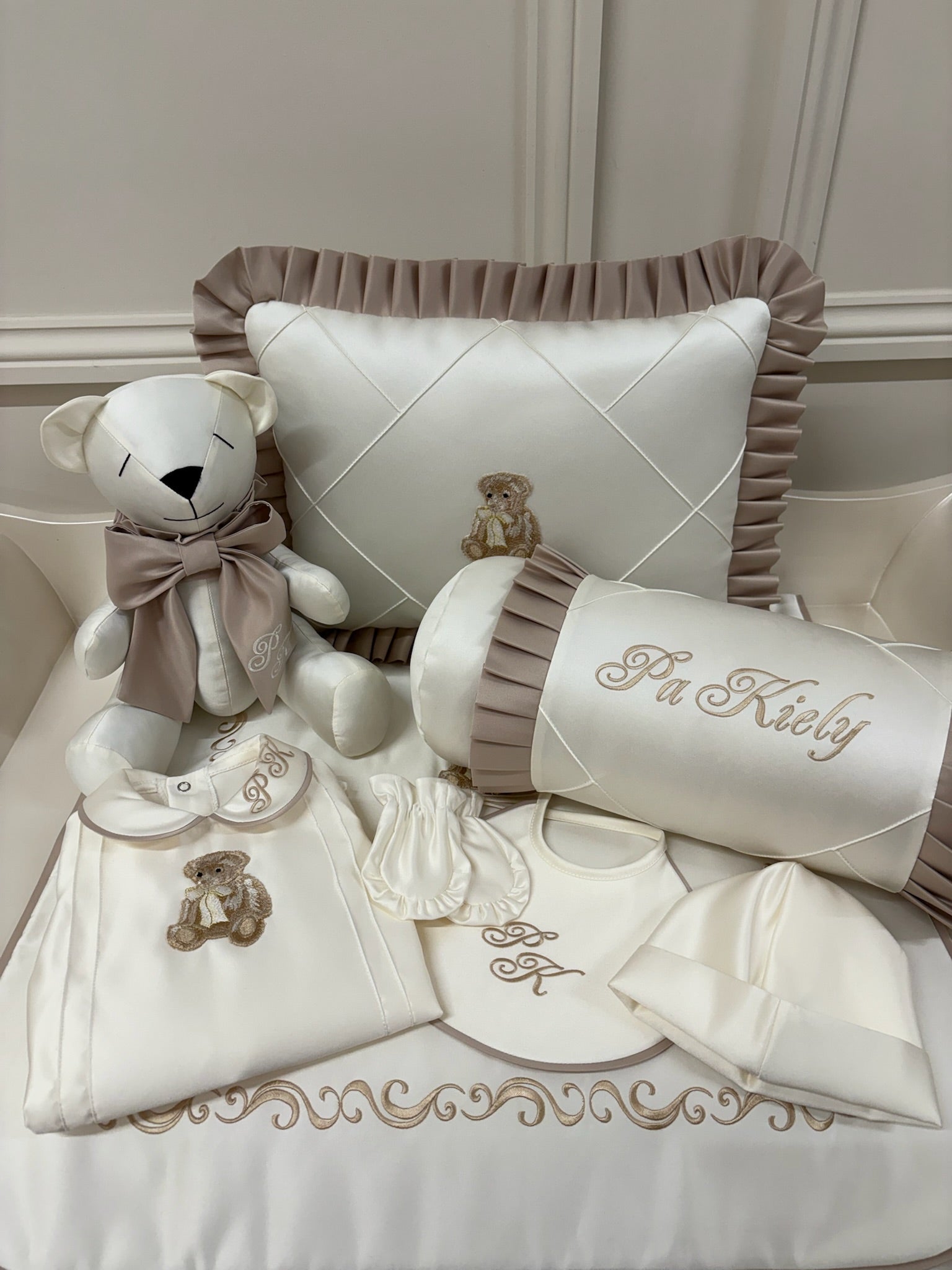 3F40B210-3771-4B2D-8DBE-FB5D4FDBC1B3